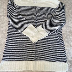 DONATING 11/21 MAKE OFFER!  LOFT  sweater NWT